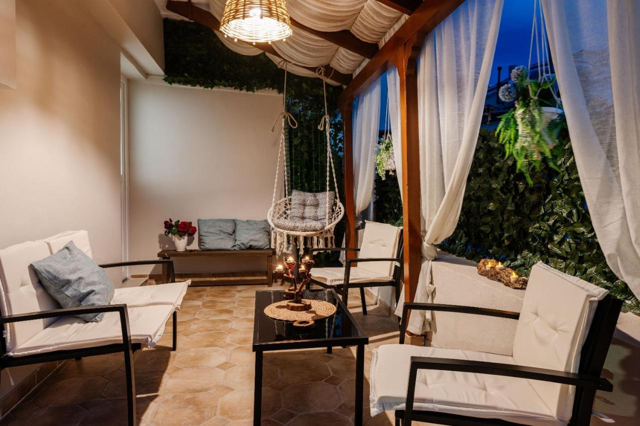 Aria Apartment *