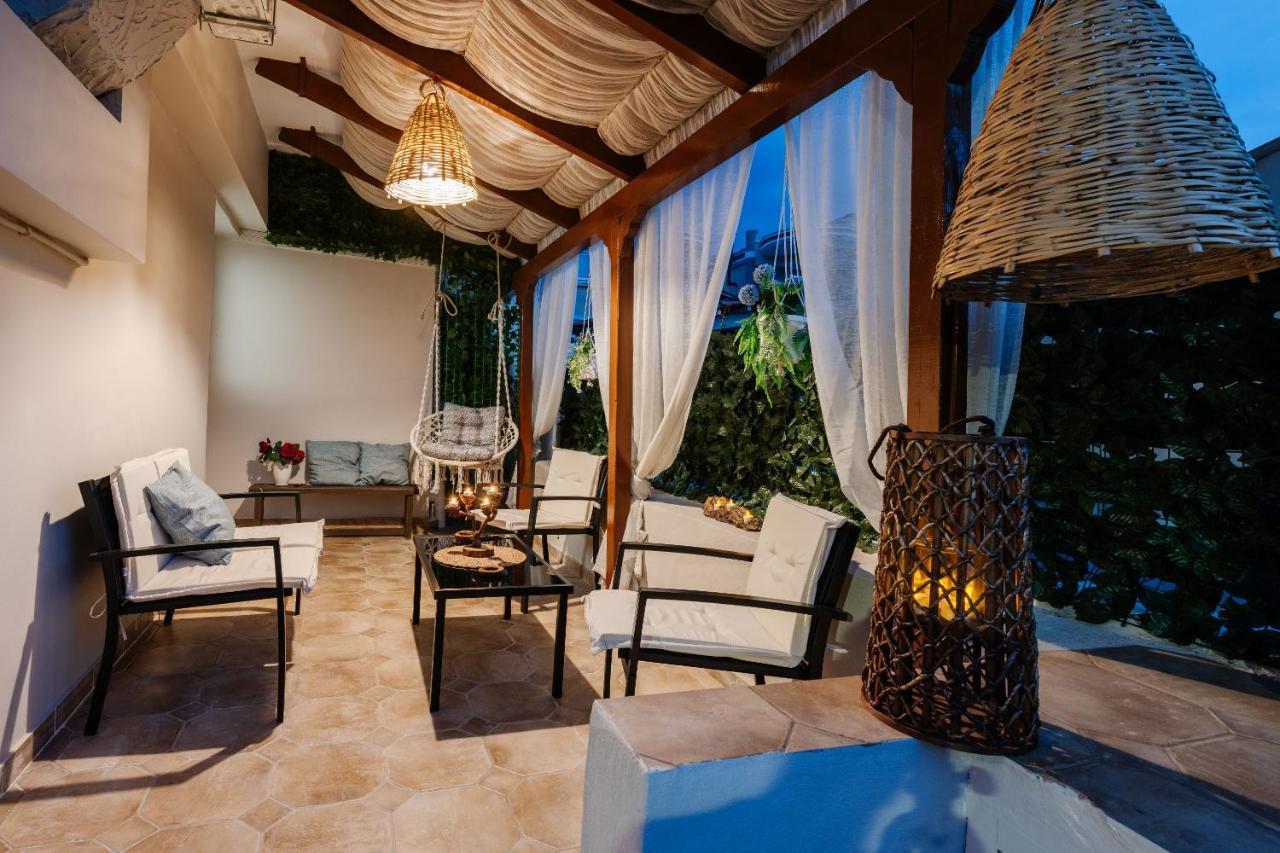 Aria Apartment